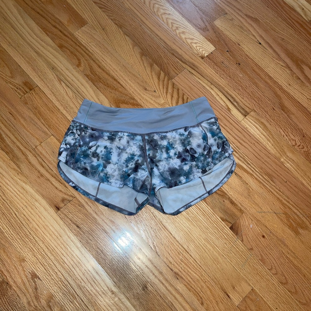 lululemon size 4 speed up short